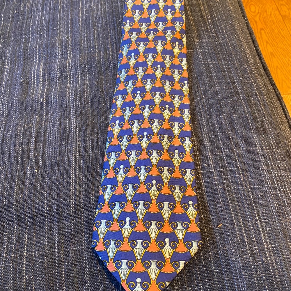Burberry’s tie